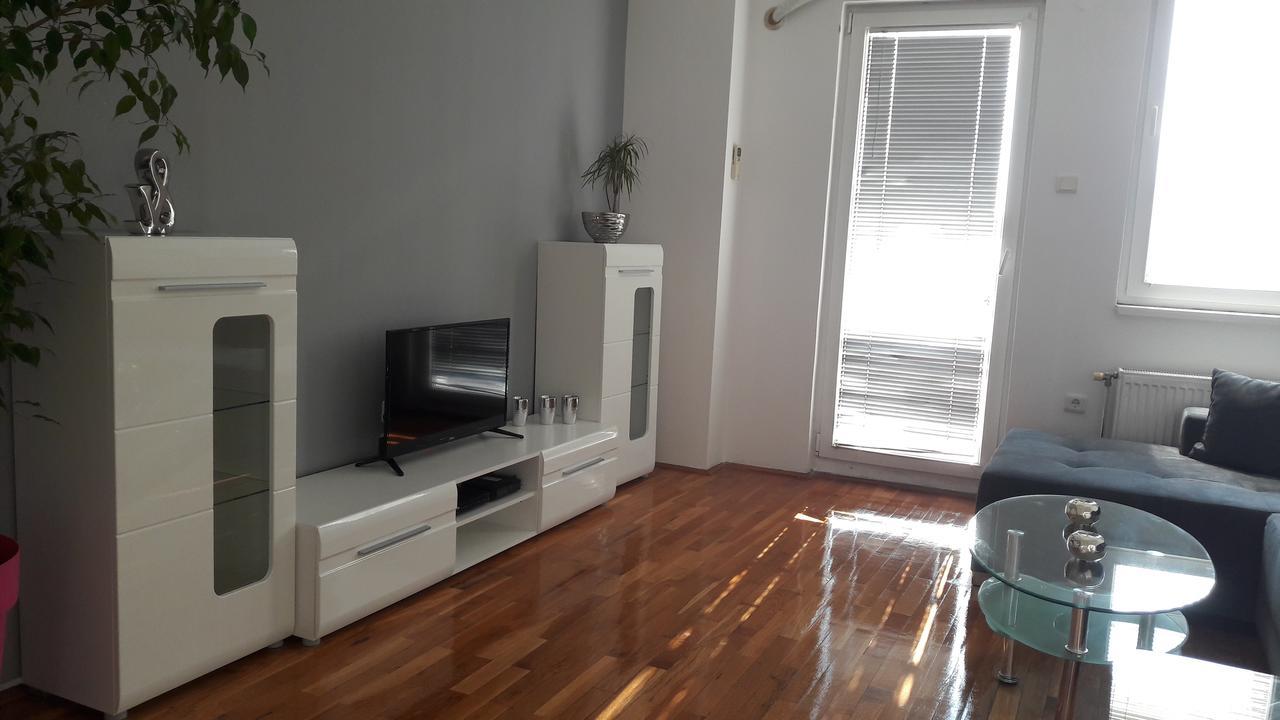 Ars Vip Apartment Novi Sad Exterior foto